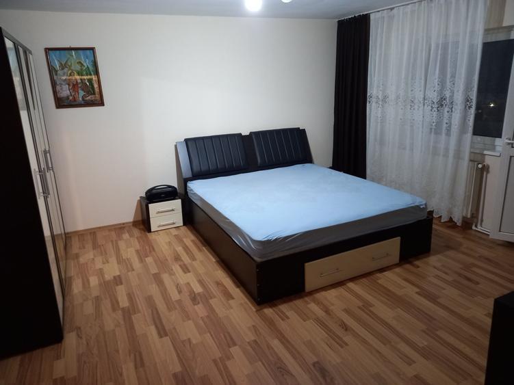 Garsonieră decomandată în Conțești