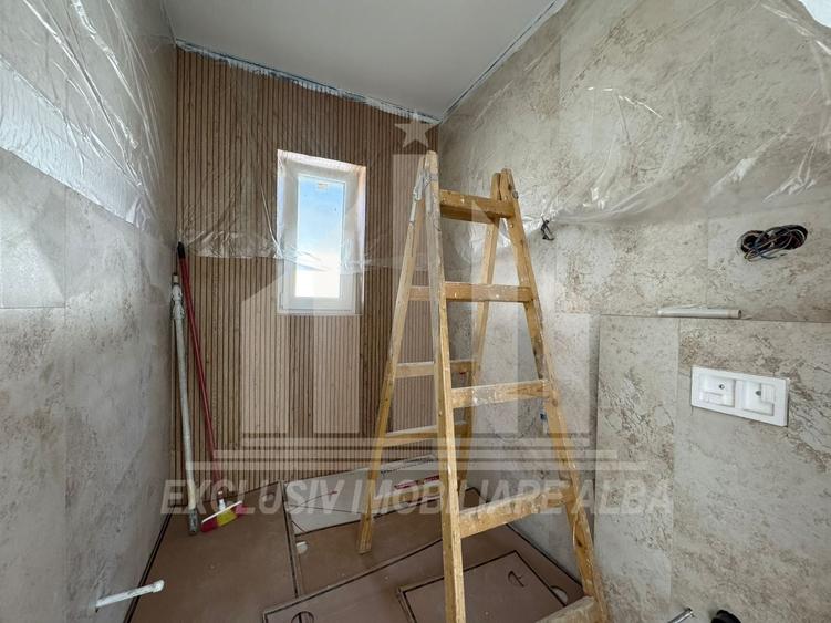 Casă individuală cu 3 camere cu Canalizare în Micești