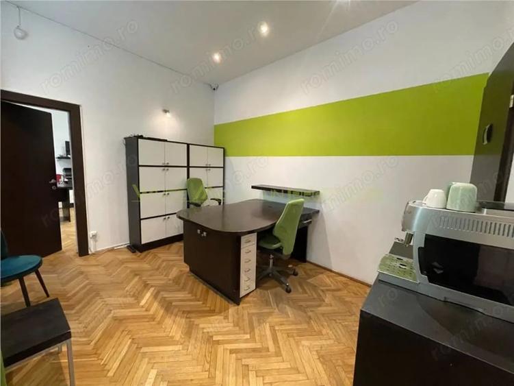 Apartament cu 2 camere nedecomandat, mobilat în Centrul Istoric