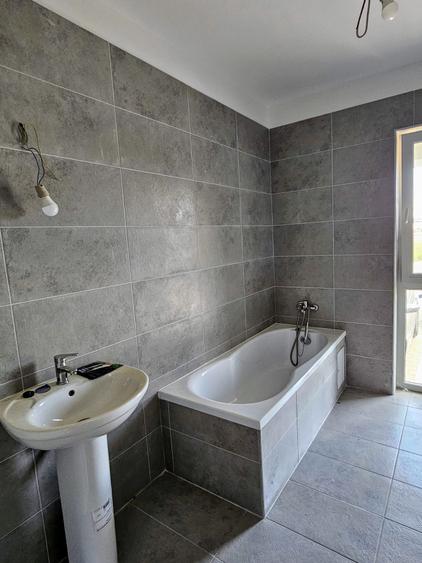 Intabulat - Ap. cu 3 camere 88mp utili, gradina 19 mp, Str. Pictor Brana - 9
