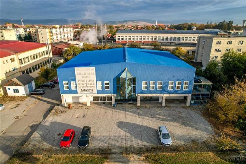 Spațiu comercial, de 1,240 mp, în Central