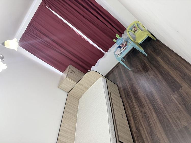 Apartament cu 3 camere semidecomandat în Turnu Măgurele