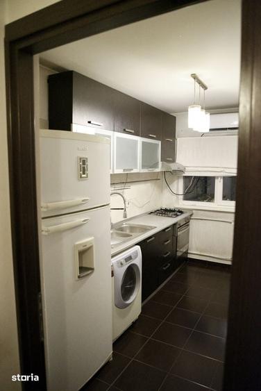 Apartament cu 3 camere decomandat în Dristor