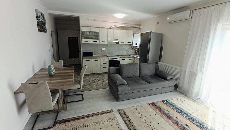 Apartament cu 2 camere decomandat în Giroc