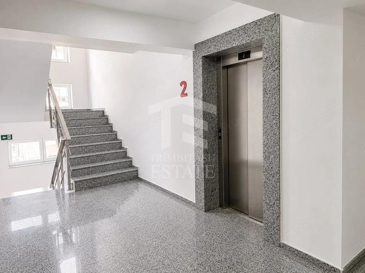 Apartament cu 3 camere semidecomandat în Tomis Plus