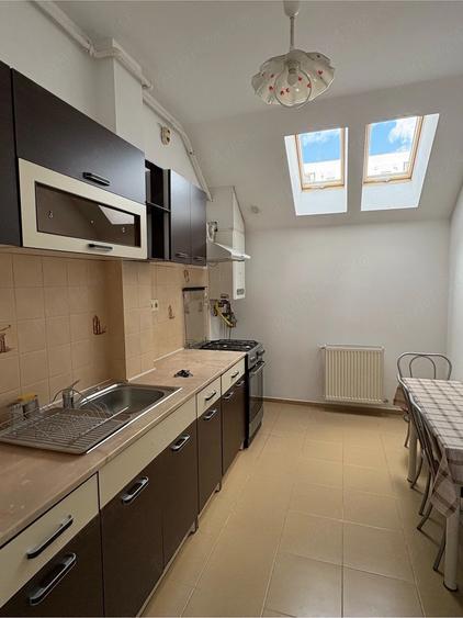 Apartament cu 2 camere decomandat în Turnișor