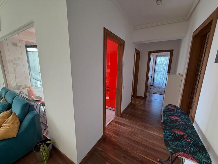 Apartament cu 3 camere decomandat, mobilat în Grozăvești