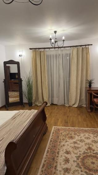 Apartament cu 2 camere decomandat, mobilat în Central