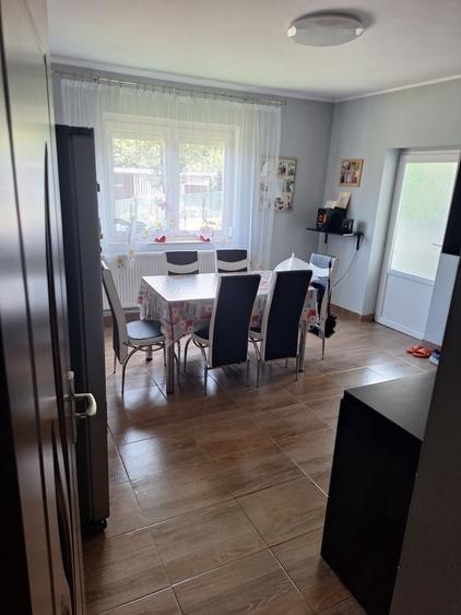 Casă cu 4 camere în Bejan