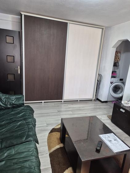 Vand apartament 3 camere, semidecomandat - 6