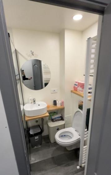 Apartament cu 2 camere semidecomandat în Central