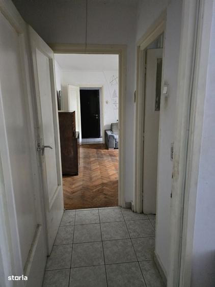 Apartament cu 2 camere semidecomandat în Șagului