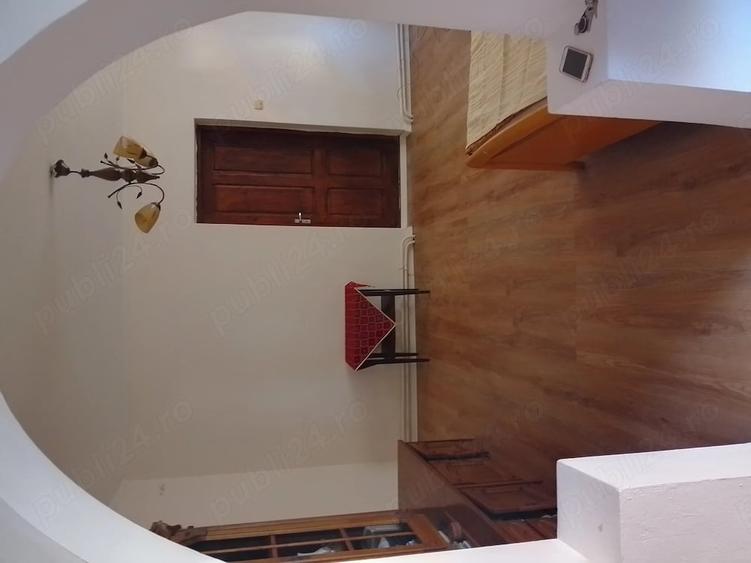 Casă cu Teren 781 Mp în Husasău de Criș