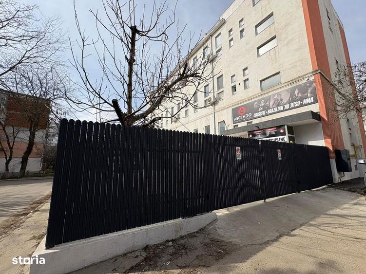 Spațiu comercial, de 185 mp, în Central