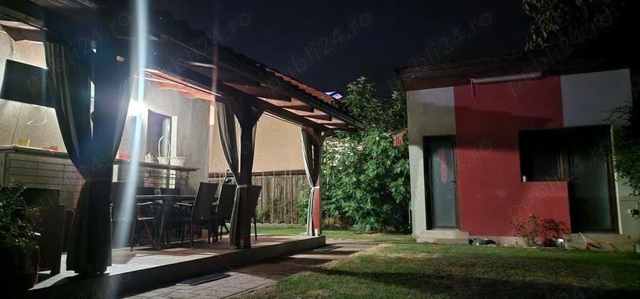 Casă cu 4 camere în Central