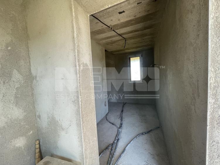 CASA LA ROSU DIN CARAMIDA + GARAJ I 12,5 ARI I VICOV DE SUS I - 11