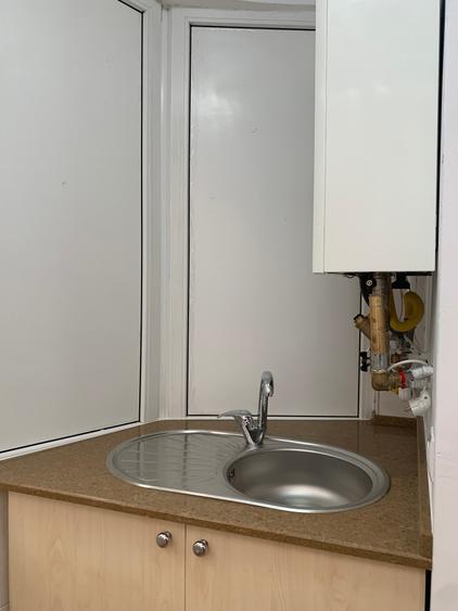 Apartament cu 3 camere decomandat, mobilat în Stadion