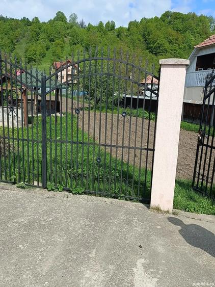 Teren de 900 mp, în Mănăstirea Cașin