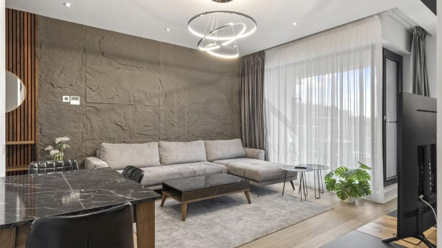 Apartament cu 3 camere decomandat în Herăstrău — fotografia 1