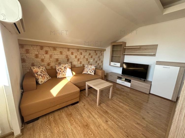 Apartament cu 3 camere semidecomandat, mobilat în Păcii