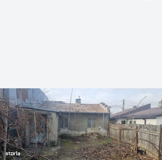 Casă cu 4 camere cu Teren 262 Mp în Chercea