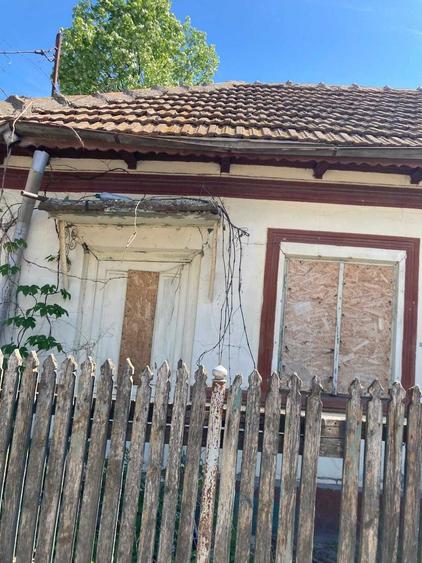 Casă cu 4 camere în Fetești-Gară