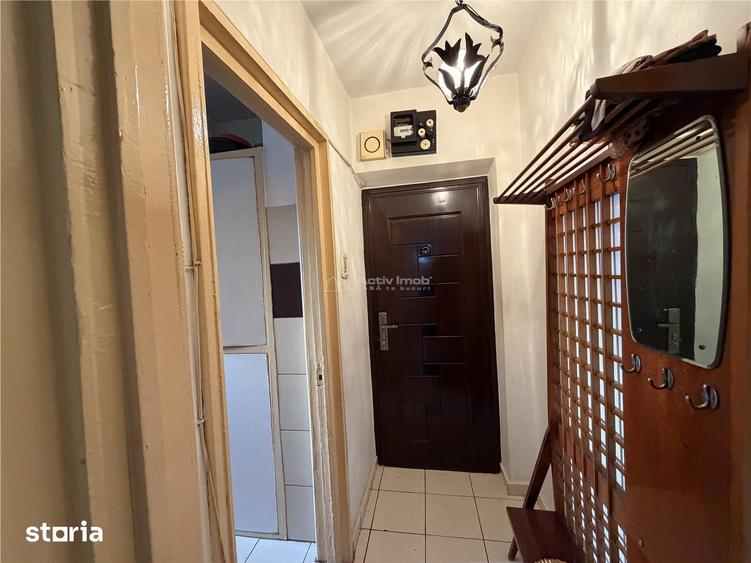 Apartament cu 4 camere în Drumul Taberei