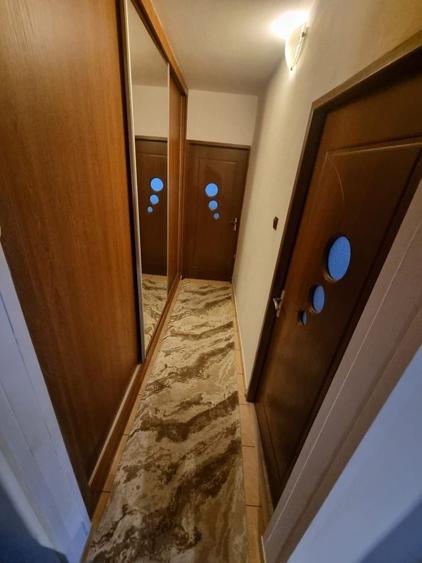 Apartament cu 2 camere decomandat în Negru Vodă
