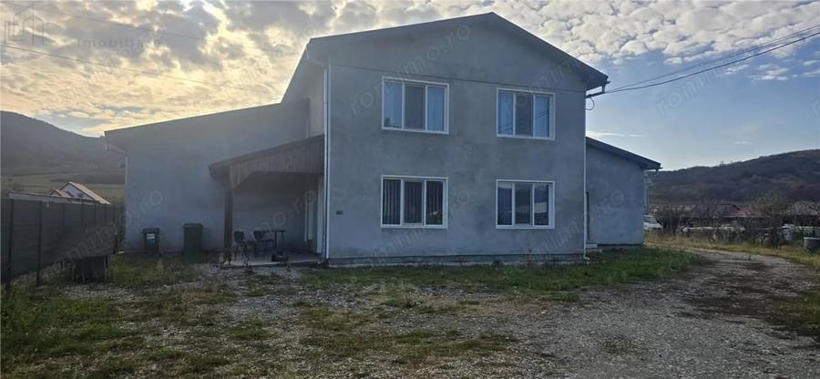 Spațiu comercial, de 512 mp, în Arcalia