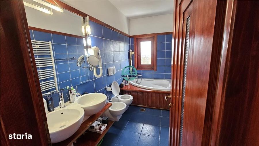 Casă cu 4 camere în Central