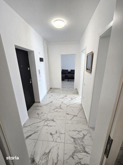 Apartament cu 2 camere decomandat în Apărătorii Patriei