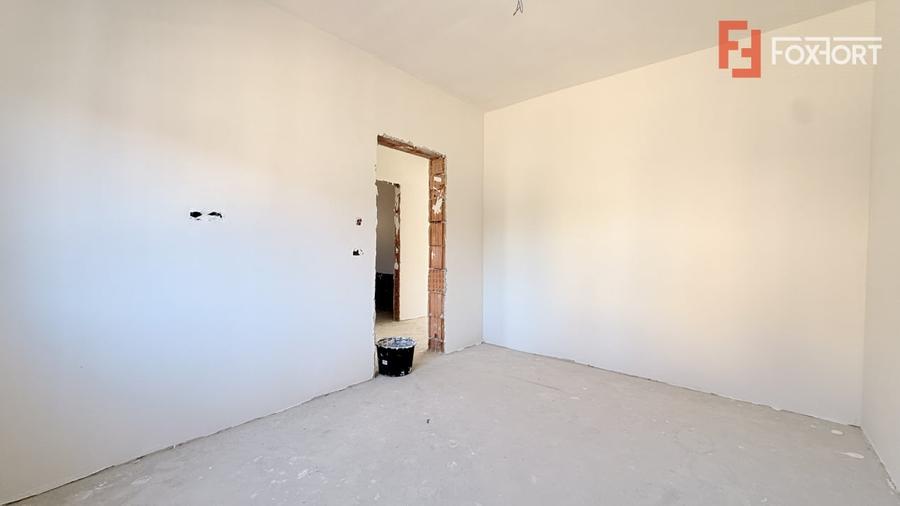 Duplex cu 3 camere cu Teren 250 Mp în Moșnița Veche