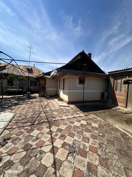De vanzare casa in Roman, teren de 480 mp,3 dormitoare,3 holuri 69900e - 1