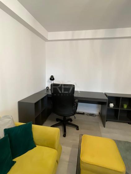 Apartament cu 3 camere decomandat, mobilat în Rahova