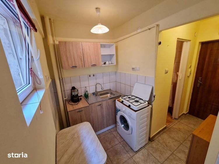 Inchiriez Garsoniera Zona Intim Podgoria Spitalul Judetean,Etaj 2. - 6