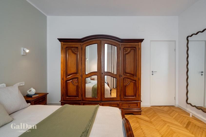 Apartament cu 4 camere, mobilat în Universitate