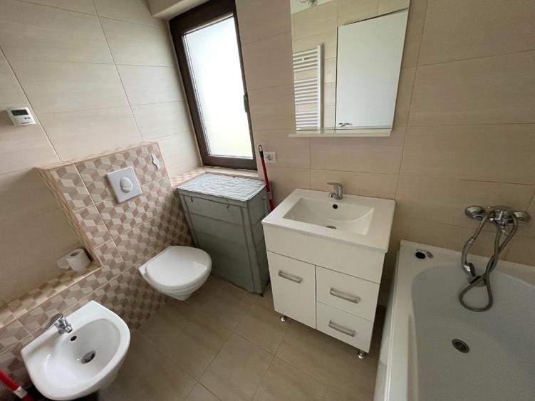 Apartament cu 2 camere decomandat, mobilat în Ostroveni