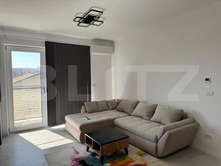 Apartament cu 2 camere semidecomandat în Giroc