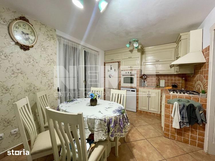 Casă cu 5 camere cu Teren 581 Mp în Vicovu de Sus