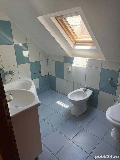 Casă cu 5 camere în Lidia