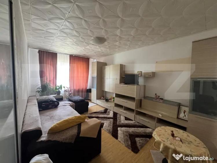 Apartament cu 2 camere decomandat în Central