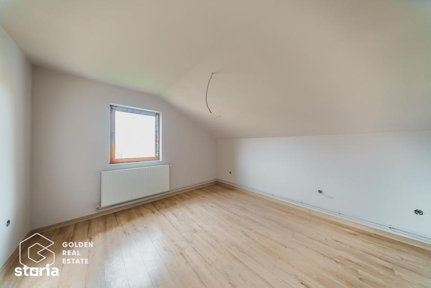 Casă cu 4 camere cu Teren 450 Mp în Pecica