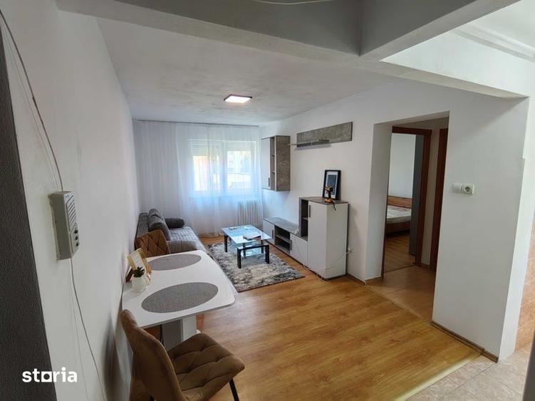 Apartament cu 2 camere decomandat în Central