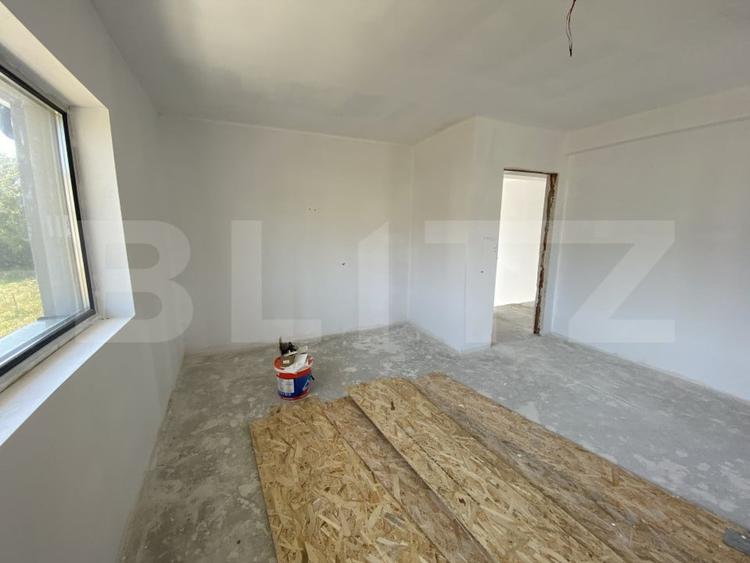 Casă individuală cu 4 camere cu Teren 500 Mp în Exterior Sud