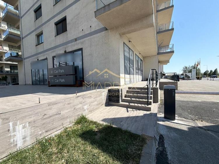 Spațiu comercial, de 192.38999938965 mp, în Nord