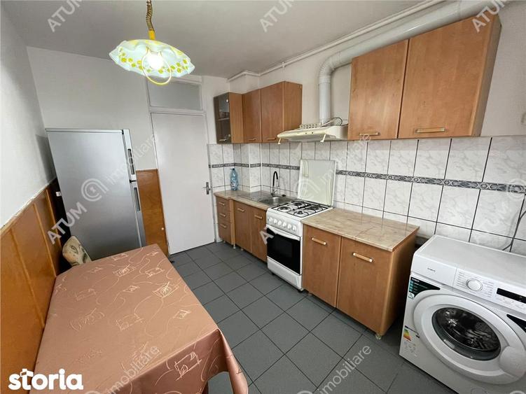 Apartament cu 2 camere decomandat, mobilat în Ștrand