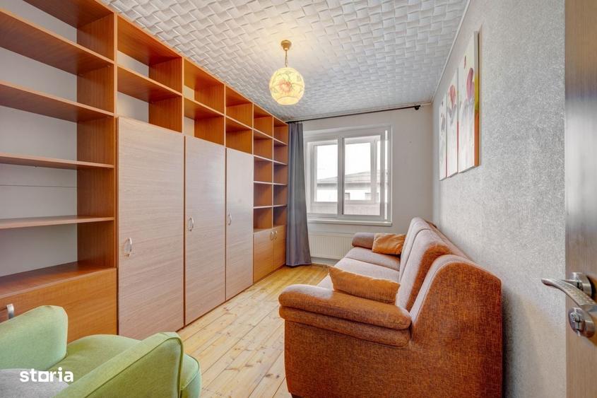Apartament cu 4 camere semidecomandat în Dristor