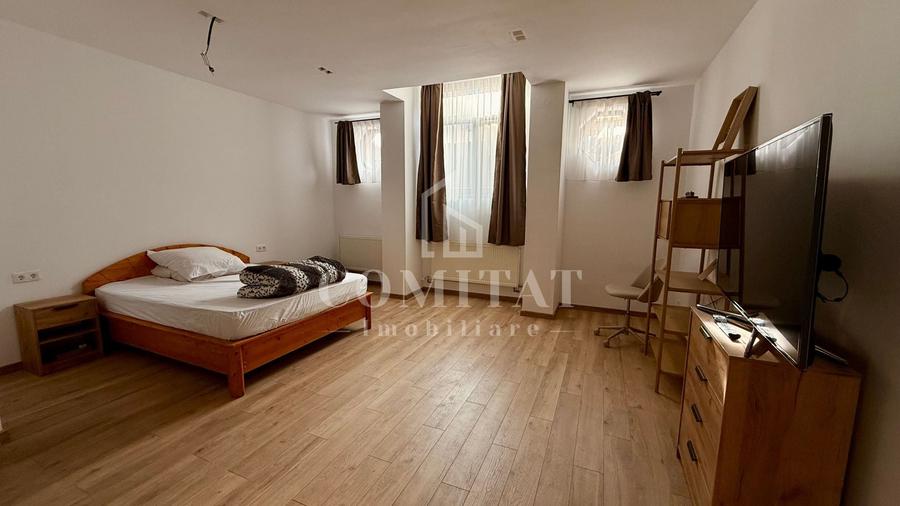 Apartament cu 2 camere semidecomandat, mobilat în Europa