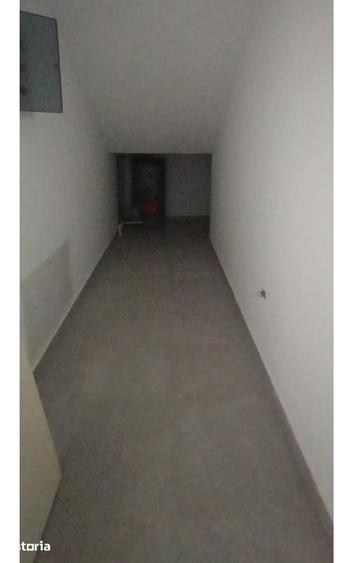 Apartament cu 3 camere decomandat în Păulești