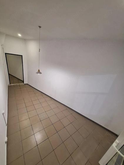 Spațiu comercial, de 66 mp, în Piața Centrală